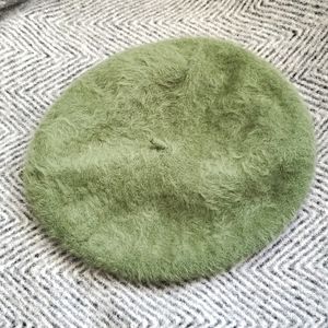 VTG Green Angora Beret – Fuzzy French Made Cozy Winter Hat